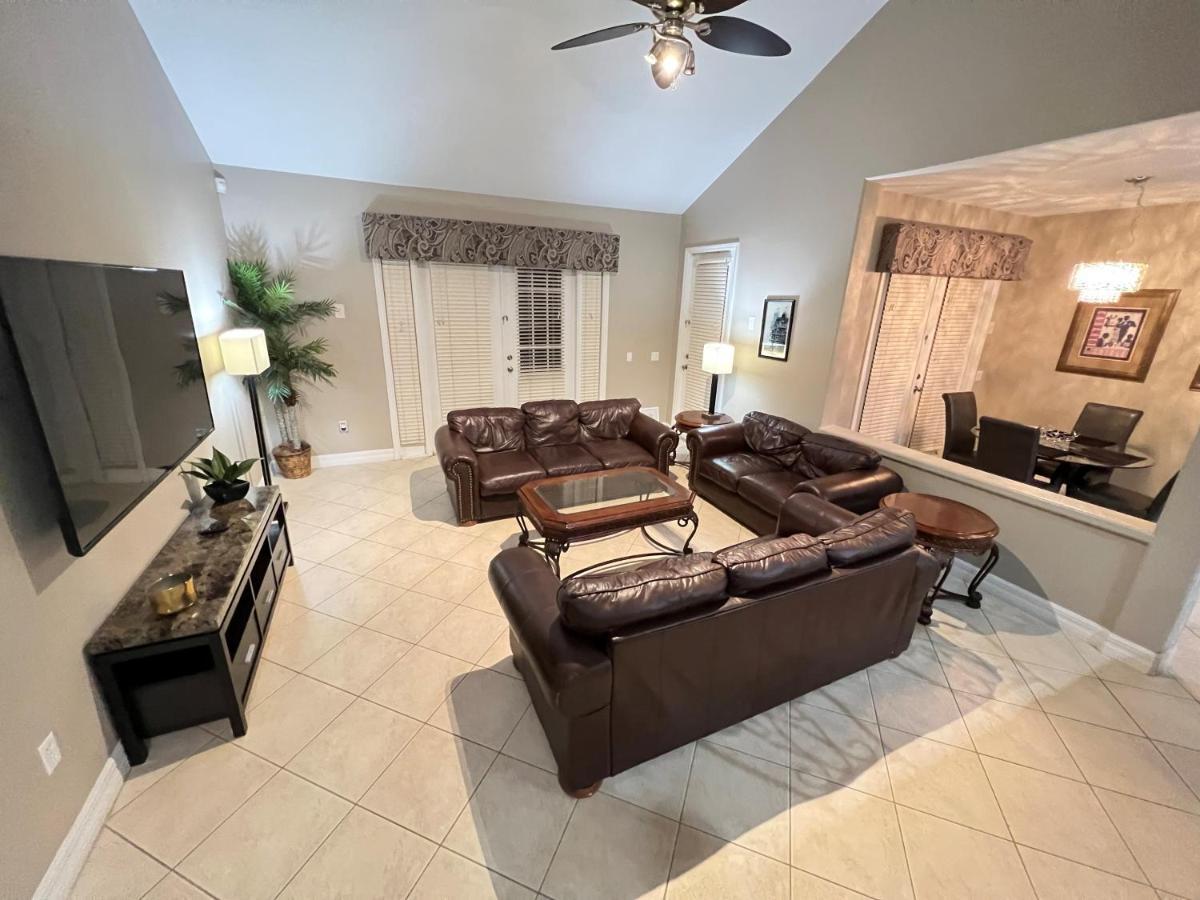 Mickeys Escape - Magical Lakeview 7Br - 4 Master Suites Pool & Hot Tub Bbq Home Theater And 2 Miles Disney! Orlando Eksteriør billede